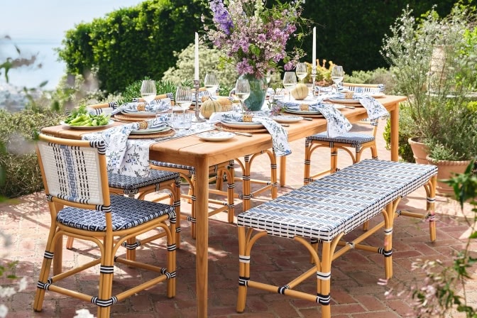 Outdoor Dining Furniture