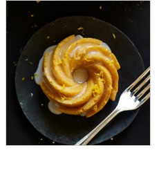 Mini Lemon Bundt Cakes >