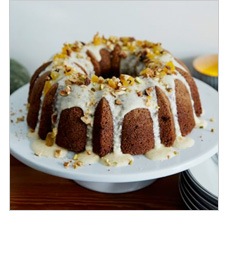 Charoset Bundt Cake with Cr&egrave;me Fra&icirc;che Glaze >