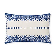 pillows-contrast-sp20d2-acanthus-leaf