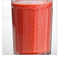Tropical Berry Smoothie >