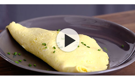 Omelette with Caramelized Onions, Mushrooms and Avocado