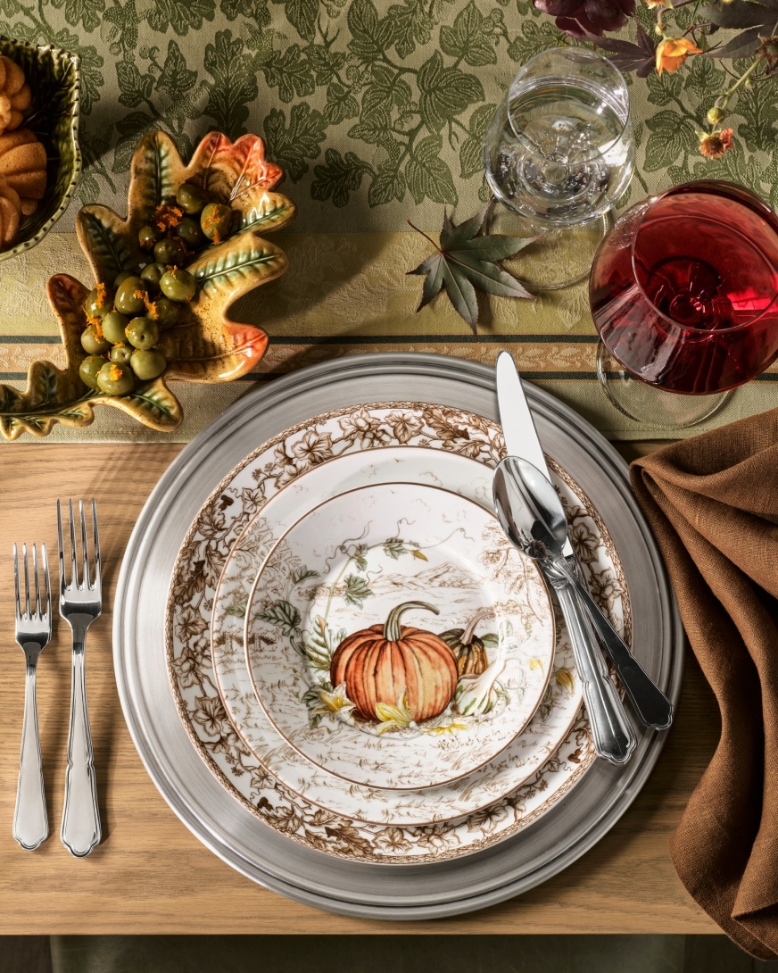 Shop Thanksgiving Dinnerware