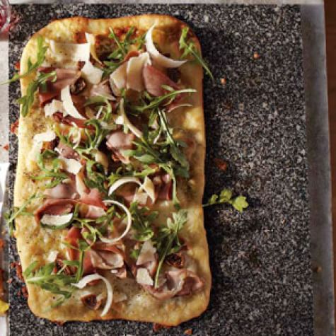 Pizza Bianca with Prosciutto and Fig-image