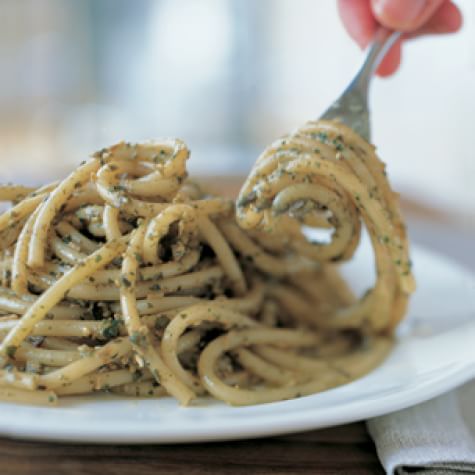 Bucatini With Pesto Williams Sonoma bucatini-with-pesto-williams-sonoma