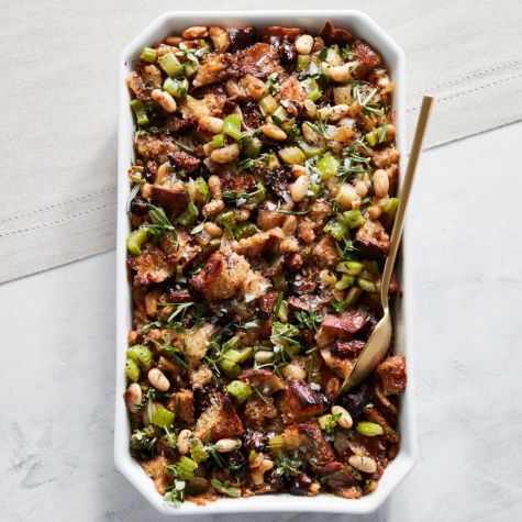 Sourdough Stuffing with Figs, Herbs and White Beans-image
