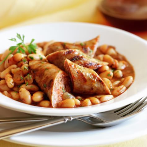 Tuscan Braised Cannellini Beans with Grilled Sausages