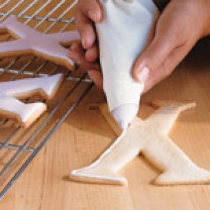 Decorating Valentine Cookies