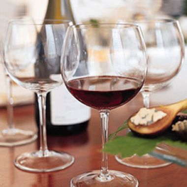 Hosting a Wine-Tasting Party