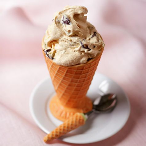 Dulce de Leche Ice Cream with Chocolate Shards
