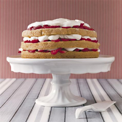 Strawberry Cream Cake