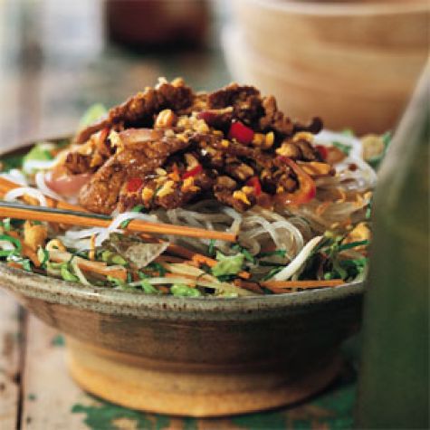 Lemongrass Beef and Onions over Rice Vermicelli (Bun Bo)