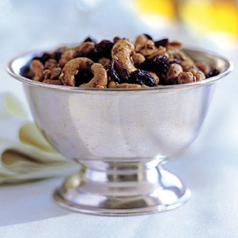 Curried Nuts and Raisins