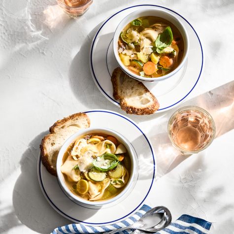 Tortellini & Vegetable Soup