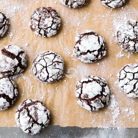 Chocolate Crinkle Cookies