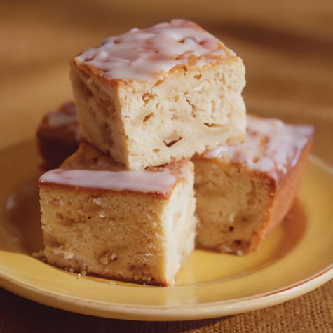 Spiced Apple Coffee Cake