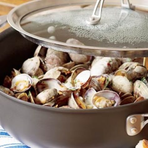 Clams in White Wine (Amêijoas à Bulhão Pato)