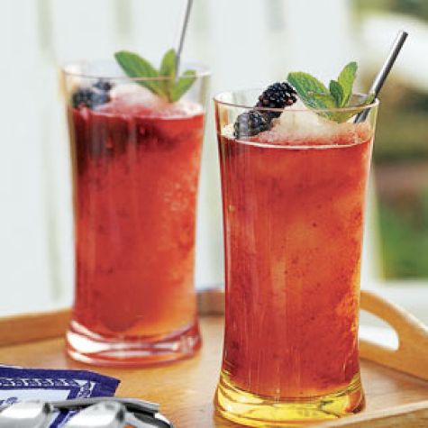 Frozen Lemonade with Blackberry Puree