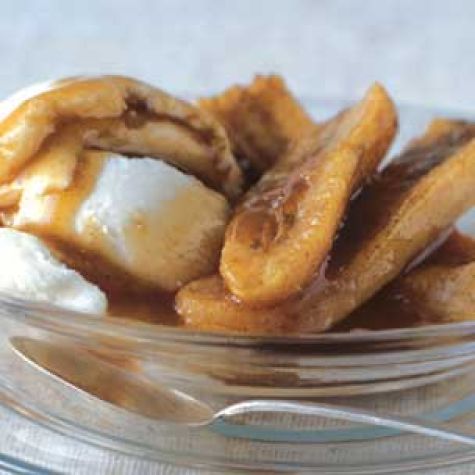 Bananas with Rum and Cinnamon