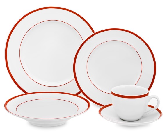 red dinnerware