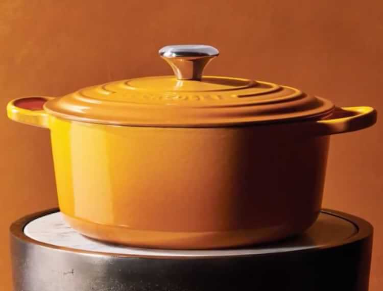 Le Creuset Signature Enameled Cast Iron Round Dutch Oven | Williams Sonoma
