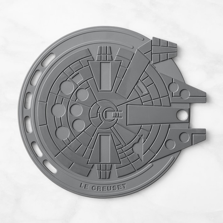 Le Creuset Silicone Trivet-Star Wars Millennium Falcon