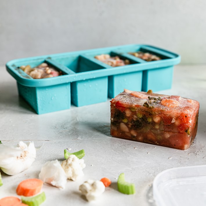 https://assets.wsimgs.com/wsimgs/ab/images/dp/wcm/202107/0001/souper-cubes-freezer-tray-with-lid-o.jpg