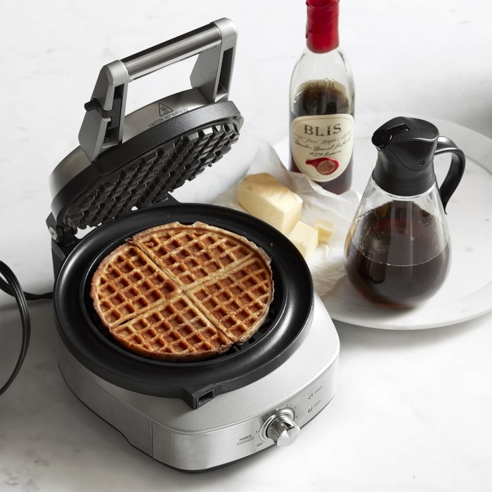 Breville No-Mess Classic Round Waffle Maker