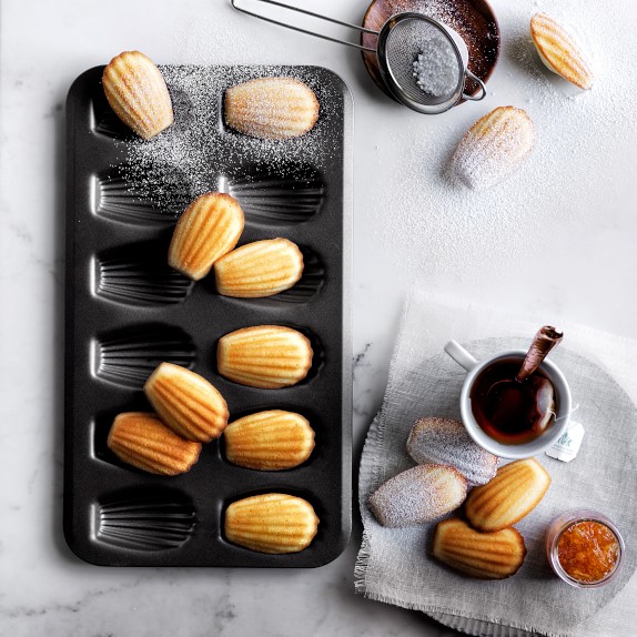 madeleine cake tin