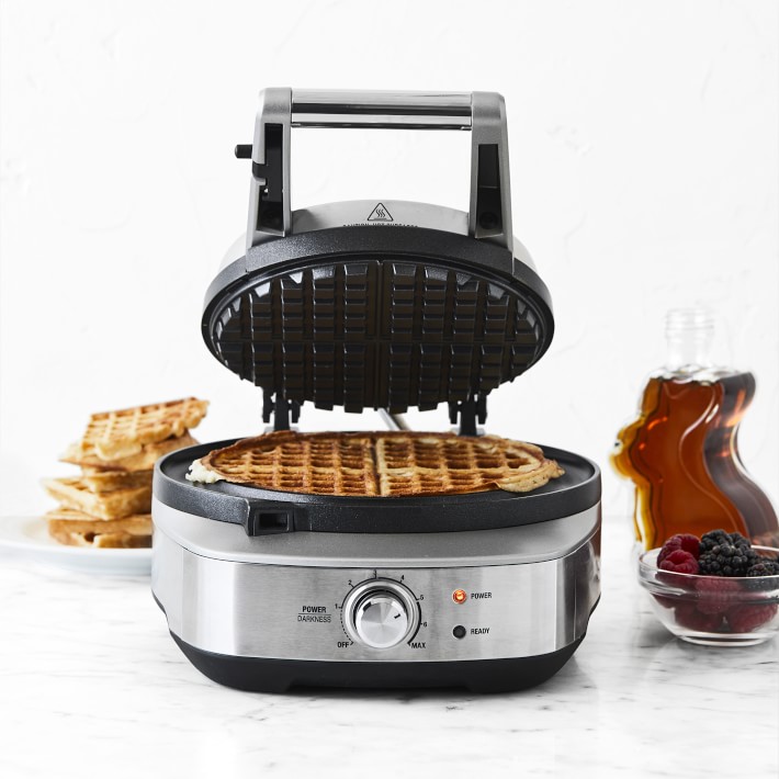 Breville No-Mess Classic Round Waffle Maker