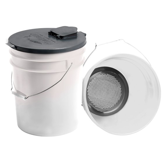 Traeger Pellet Storage Lid \u0026 Filter Kit 