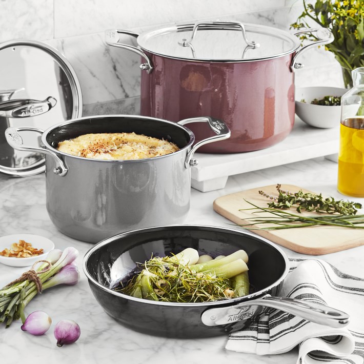 All-Clad FUSIONTEC™ Stockpot, 7-Qt. | Williams Sonoma