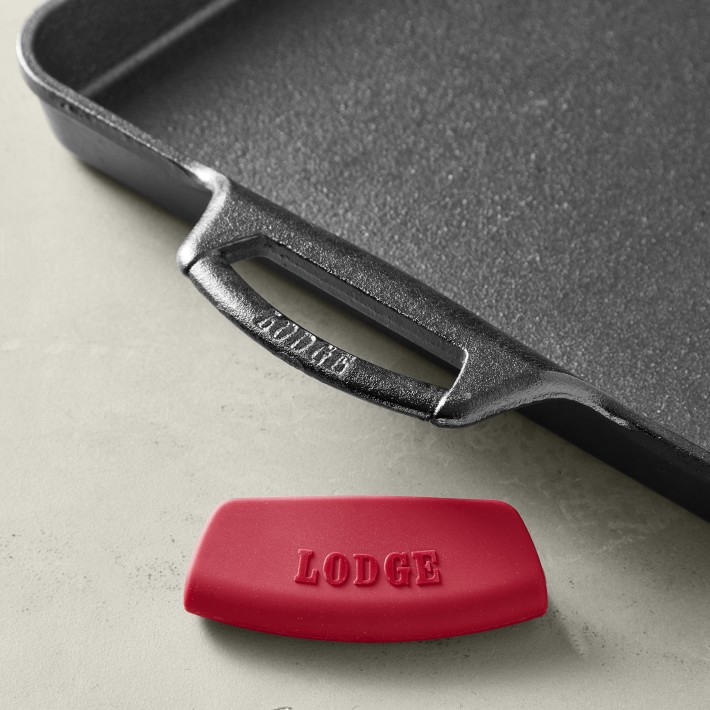 Lodge Bakeware Seasoned Cast Iron Baking Pan with Grips Williams Sonoma