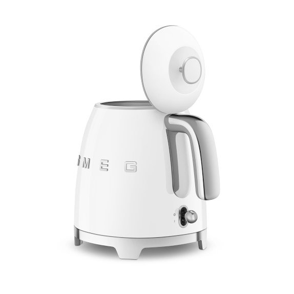 smeg matte white kettle