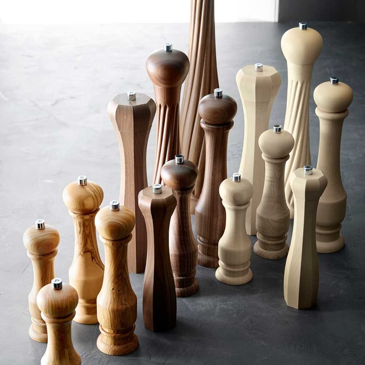Williams Sonoma Traditional Olivewood Salt & Pepper Grinders Williams