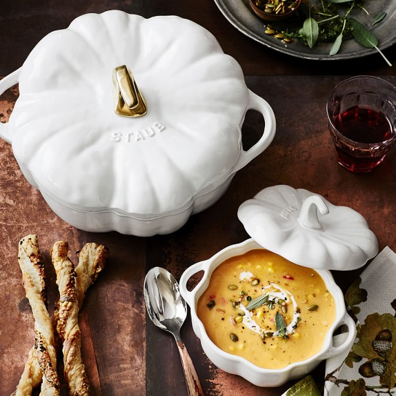 Williams Sonoma Staub Ceramic Stoneware Pumpkin Cocotte,3/4-Qt White NEW 