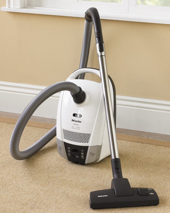 Miele Compact C2 Quartz Vacuum Cleaner 