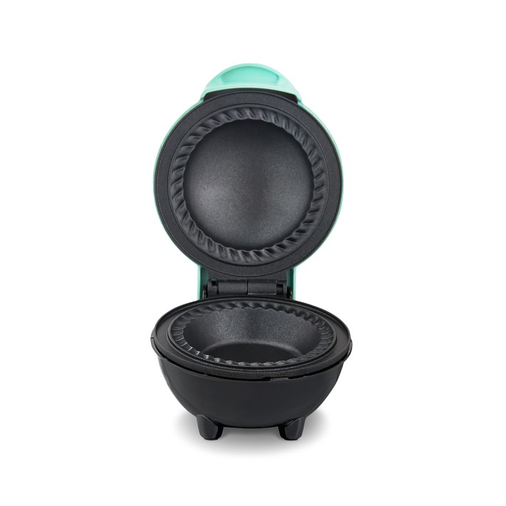 dash mini pie maker aqua