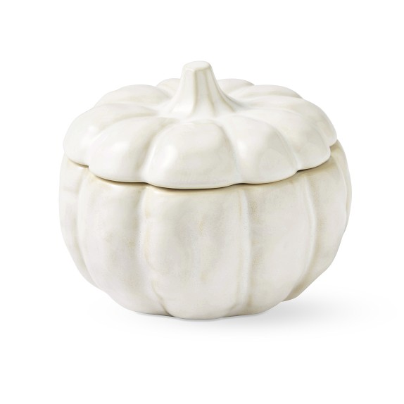 white pumpkin soup bowls