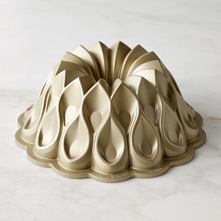 Nordic Ware Nonstick Cast Aluminum Th Anniversary Crown Bundt Pan Williams Sonoma