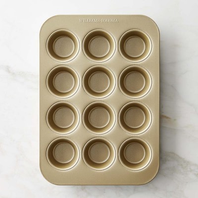 Williams Sonoma Goldtouch® Pro Nonstick 12-cup Muffin Pan