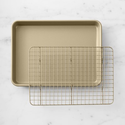 Williams Sonoma Goldtouch® Pro Nonstick Non Corrugated Quarter Sheet with Cooling Rack