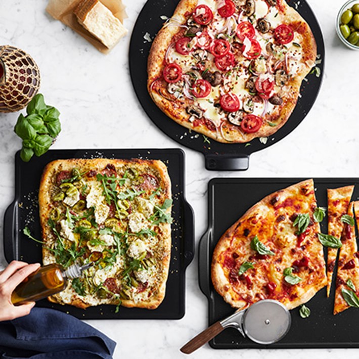 Emile Henry Individual Mini Pizza Stone Set Black Pizza Tools Williams Sonoma