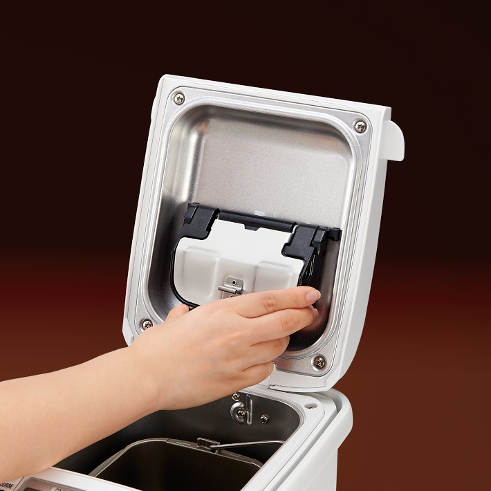 Zojirushi Home Bakery Maestro Bread Maker Williams Sonoma