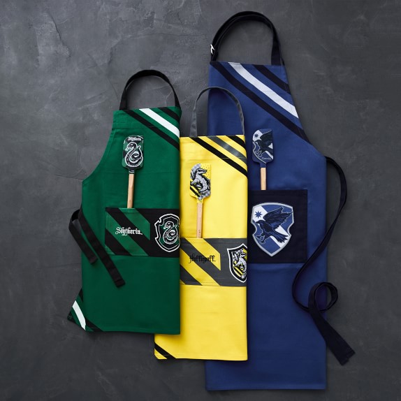 HARRY POTTER™ Adult & Kid Aprons | Apron Set | Williams Sonoma