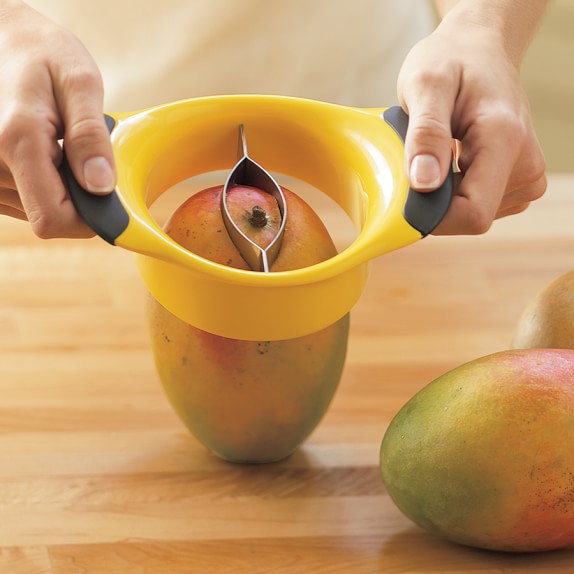 Mango slicing knife with scoop, plastic - OXO