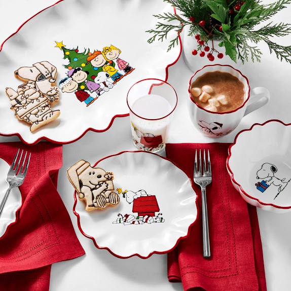Williams Sonoma Peanuts™ Holiday Impression Cookie Cutters 23Piece Set