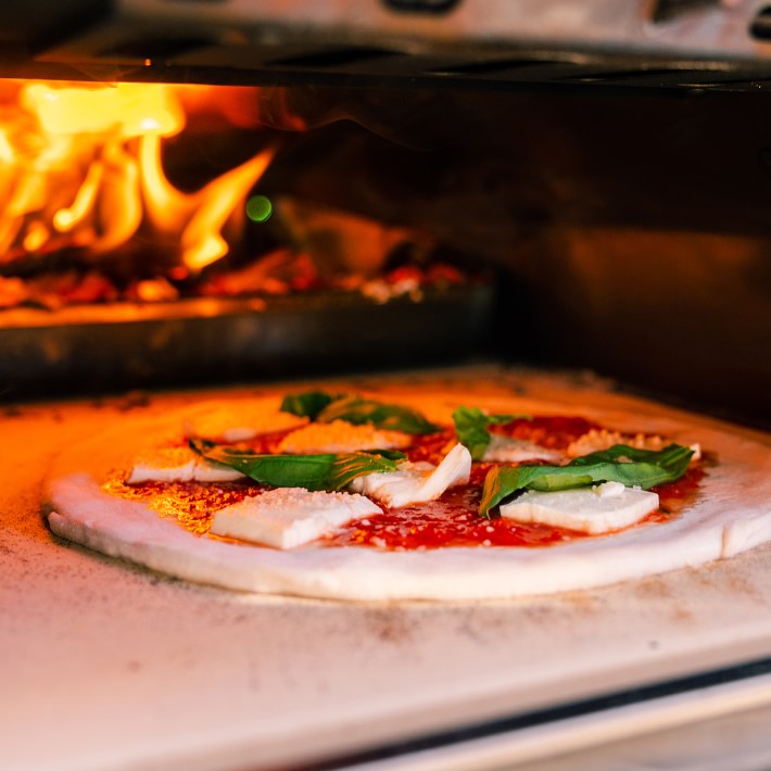 Ooni Karu 16 Pizza Oven | Williams Sonoma