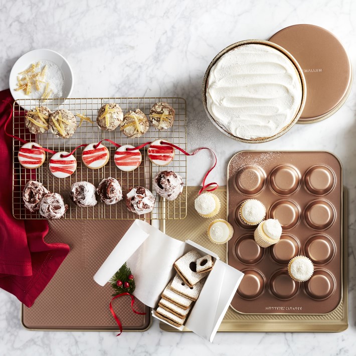 Williams Sonoma Traditional 6-Piece Bakeware Set