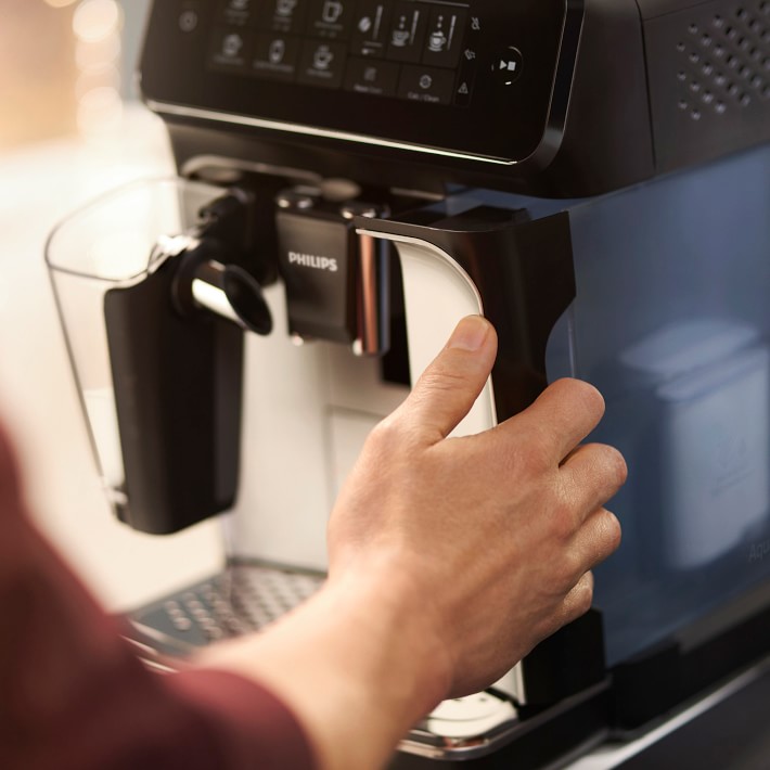 Philips 3200 LatteGo Fully Automatic Espresso Machine with Iced Coffee  Feature